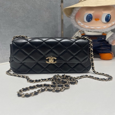 CHANEL香奈兒25S梯形口蓋包手機包 芯片款