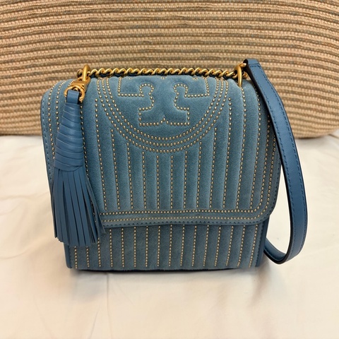 Tory Burch 翻蓋肩背包 小鉚釘絨面皮革 天空藍