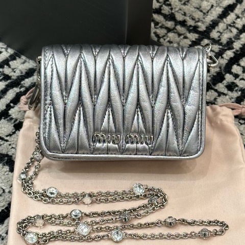 999新 miumiu 繆繆 mini woc包 11.5cm*8cm