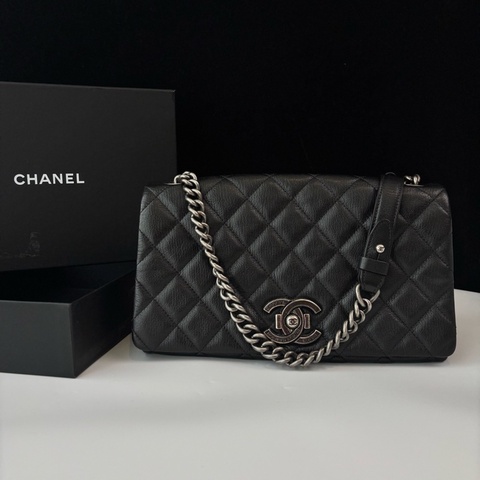 Chanel • 經典黑銀孟買牛皮鏈條包