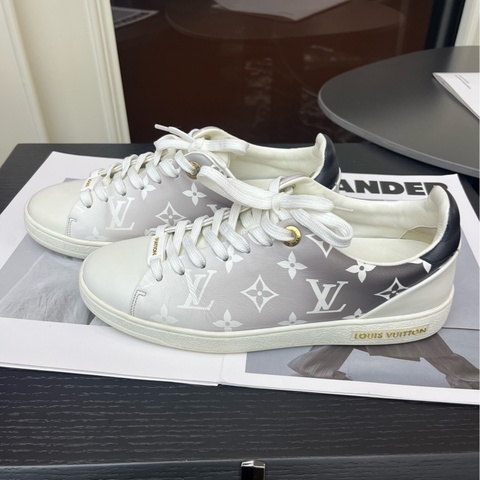 Louis Vuitton 路易威登 LvFrontrow白灰漸變經典老花小白鞋板鞋36.5碼