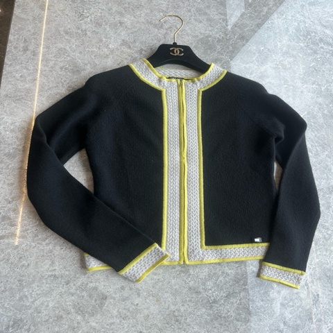 Chanel 03A黑黄拼色针织开衫fr38