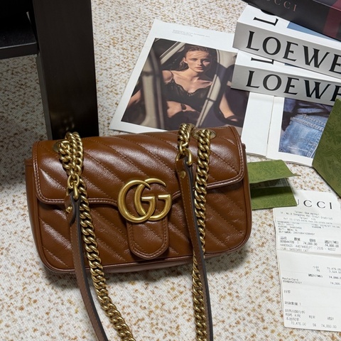 Gucci • 經典焦糖色金釦Marmont 馬蒙22 閒置大全配🈶台灣購證