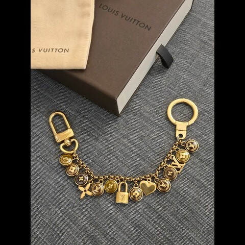 LV 路易威登 Louis Vuitton 經典 Monogram 多墜造型包包吊飾 鑰匙圈