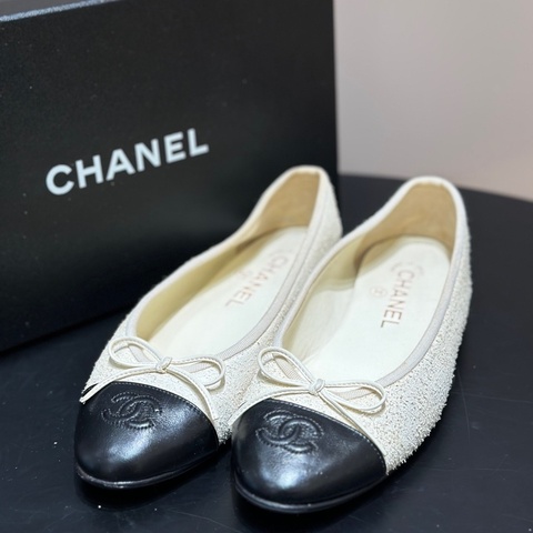 【全網最低價✨全網最低價❤️‍🔥】Chanel/香奈兒 芭蕾舞鞋 平底鞋 蝴蝶結鞋 黑白拼  36.5碼