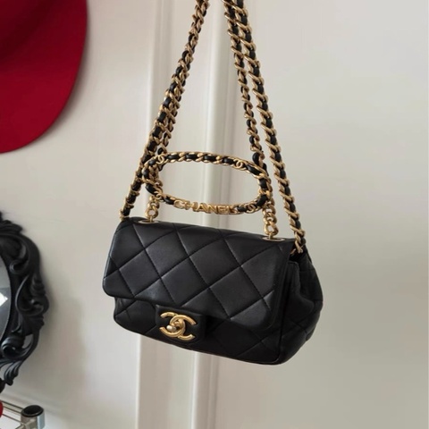 Chanel/香奈兒  22年 新款圓環手柄方胖子