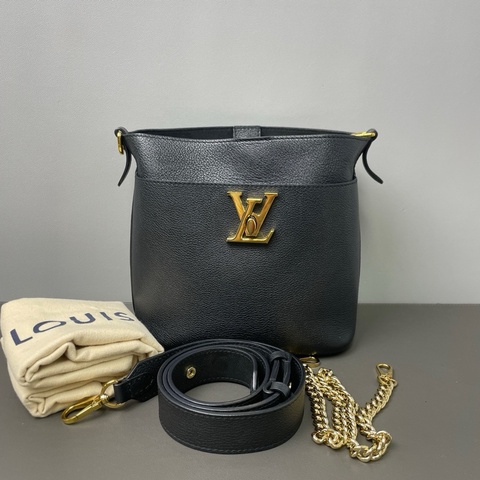 LV/路易威登 Lock and walk黑色水桶包 黑色粒面牛皮