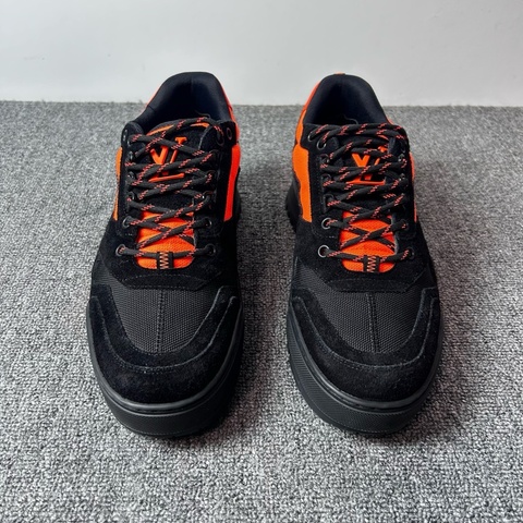 Louis Vuitton 路易威登 LV 黑橙hiking運動鞋 徒步鞋/43碼