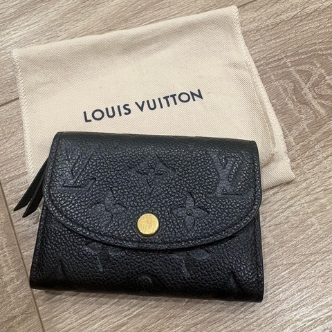 LV 路易威登 拉鍊零錢包 短夾 真皮壓印 黑色