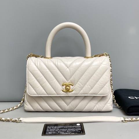 Chanel香奈兒 Coco Handle小號灰白色全皮V紋 包