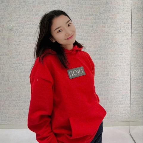 【身材苗條合適💃🏻比別人便宜一半✨】Dior 迪奧 紅色字母連帽衛衣 童裝｜女裝