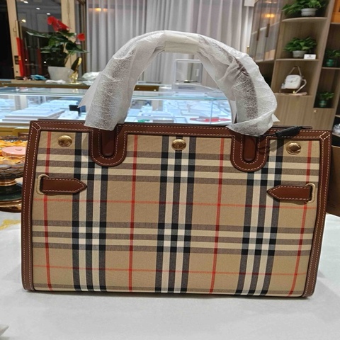 999新 Burberry 博柏利 Title 泰爾勒Vintage格紋可拆卸肩帶 單肩斜挎手提包 尺寸32×26 配件塵袋 肩帶