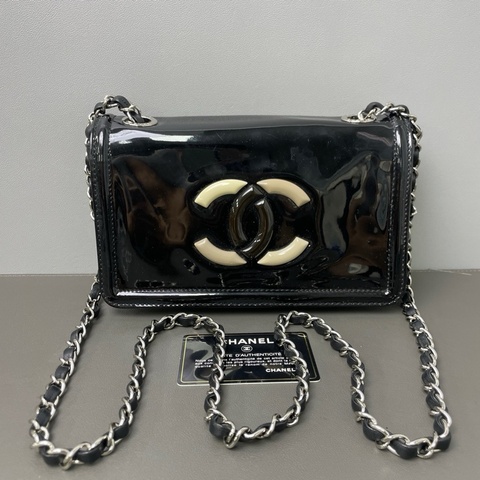 Chanel/香奈兒 雙c大logo漆皮鏈條包 鏈條包