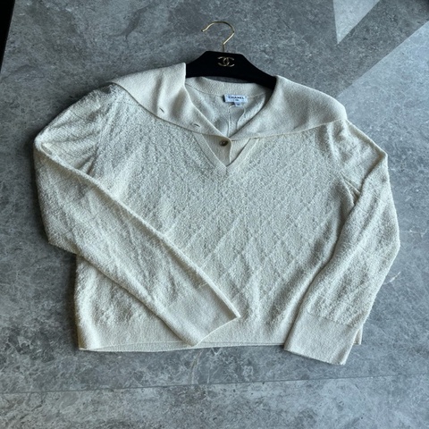 Chanel 26p白色针织上衣fr36~~