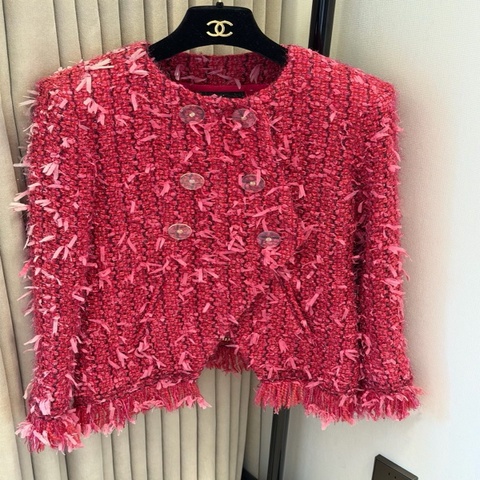 Chanel 17年大都会系列短款浆果红外套fr36~~