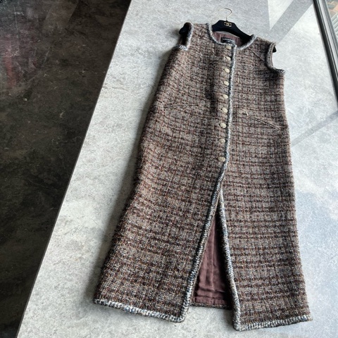 Chanel 18k棕森林长马甲fr38~~