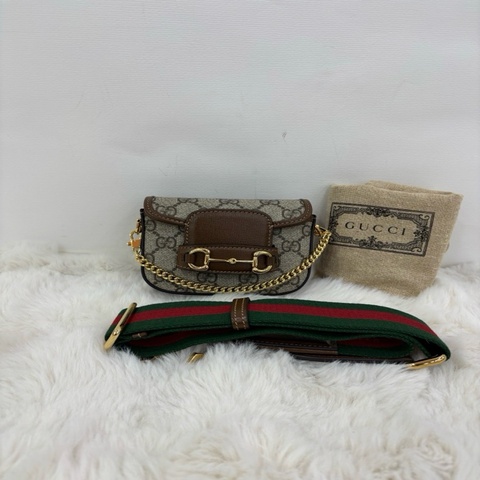 Gucci古馳 Horsebit 1955 mini馬銜扣包 經典老花帆布拼棕色皮革 金色馬銜扣設計 全新未使用