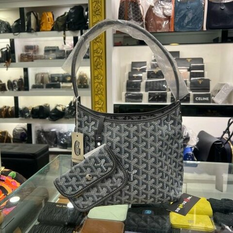 東區正精品㊣ GOYARD Boheme mini Hobo Bag 全新迷你灰色圖騰印花銀釦拉鍊單把肩背包彎月包 RZ6598