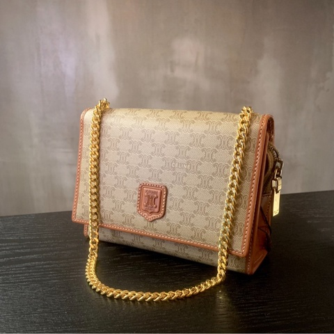 Celine Macadam Triomphe Monogram Handbag / Crossbody Bag In Beige  瑟琳米色老花手提包/單肩包