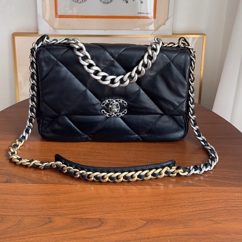 99新 Chanel 香奈兒 19Bag 黑銀 中號30cm 芯片款 有塵袋。