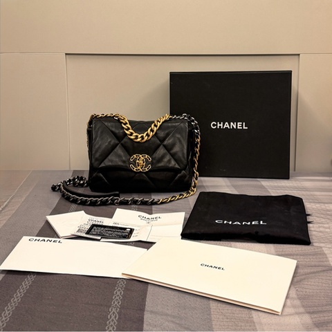 超級大全配 購證 保卡 發票 收據 盒子 防塵袋 完整 chanel  黑金  19bag  小號