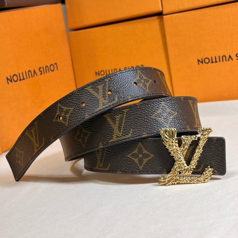 🪽超級好看 近新閒置 LV Louis Vuitton 路易威登 新款 老花 大翅膀 logo 皮帶 腰帶 80/32 總長95cm