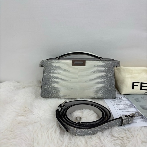 Fendi 芬迪 Peekaboo ISeeU XCross 蜥蜴皮！喜馬拉雅 未使用 有稀有皮證書 copy購證 全網唯一 好價