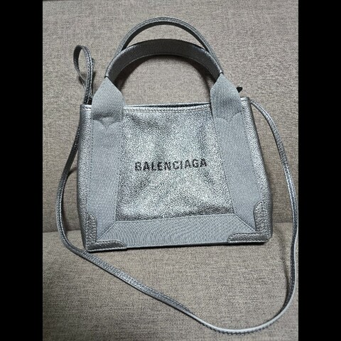 Balenciaga 手提肩背牛皮包（不是帆布包）
