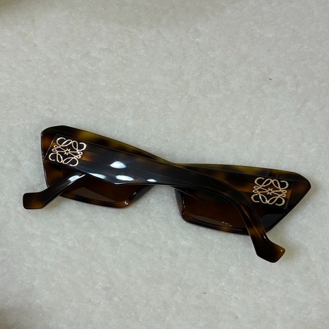 Loewe 琥珀色太陽眼鏡 06Z