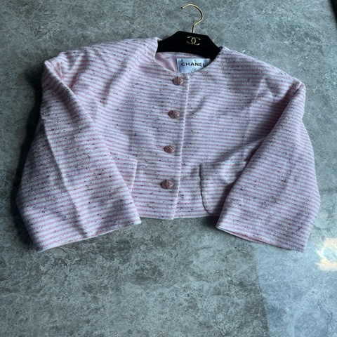 Chanel 24C粉白条纹套装fr36~~
