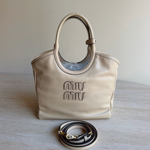 Miu Miu繆繆Ivy奶茶色托特包小號