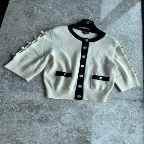 Chanel25k米色蝴蝶结中袖针织开衫fr36~~