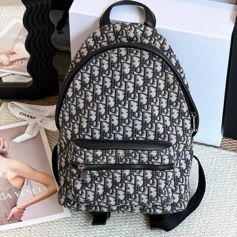 Dior迪奧 老花雙肩包書包🎒 底長26cm