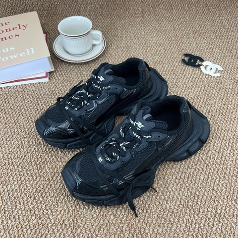 Balenciaga巴黎世家 3XL 黑 40 碼