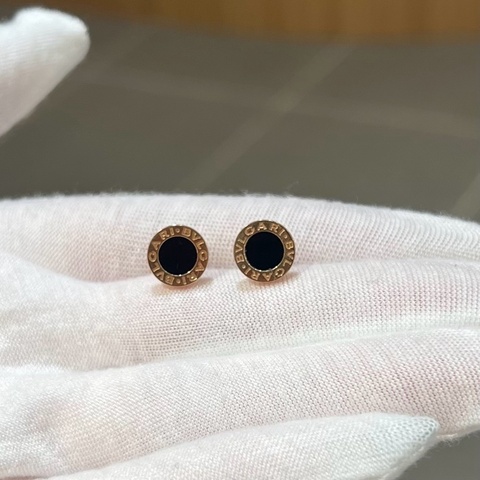 Bvlgari宝格丽Bvlgari 系列玫瑰金黑玛瑙小圆饼耳钉