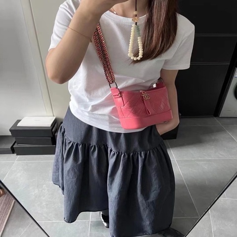 Chanel 99新粉色小号流浪，超级💕这个颜色很好看啦！