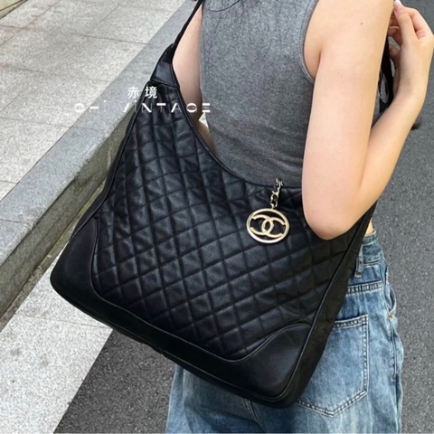 Chanel Hobo 香奈兒 黑金牛皮 半月包 腋下包