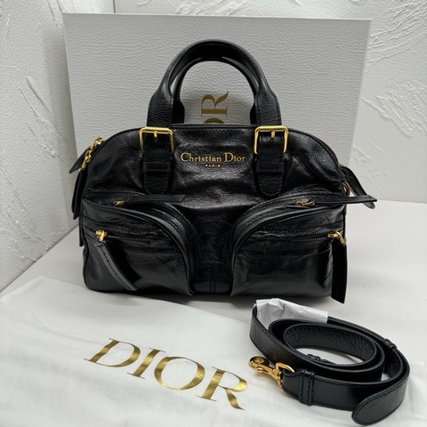 99新 Dior迪奧Grand Tour黑色油蠟皮金扣小號保齡球包單肩斜挎手提包，25年