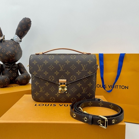 LV路易威登POCHETTE MÉTIS老花邮差包 型号M44875 经典Monogram