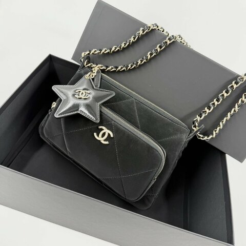 ✿ CHANEL Coco Neige 絲絨尼龍滑雪系列星星相機包