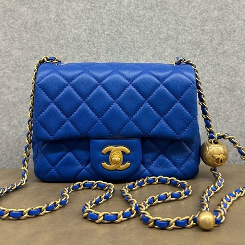 CHANEL 香奈兒 金球方胖子，皇家藍配金扣，尺寸：18*13*7