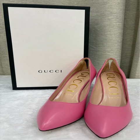 GUCCI 山羊皮雙G V型剪裁高跟鞋