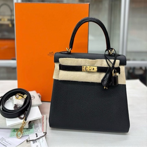 Hermes 黑金蜥蜴touch Kelly25，W刻，togo，近新成色，包型完美，蜥蜴光澤度如新