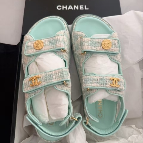 【全新品】 Chanel香奈兒 員購綠色金扣粗花呢魔鬼氈平底涼鞋 37.5