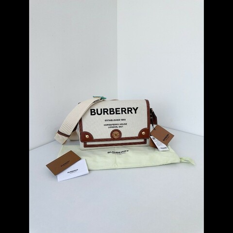 全新🎊Burberry Horseferry Note 帆布拼棕皮郵差包