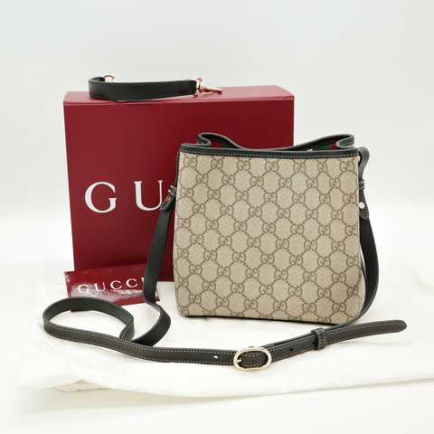 Gucci GG Emblem  老花手提斜背水桶包