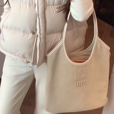 MIUMIU 燈芯絨IVY 托特包 35*42cm 9新 配件塵袋