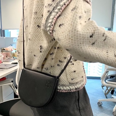 Loewe mini Heel馬鞍包 18*14*4 9新 配件肩帶 塵袋