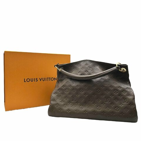 【美收精品】LOUIS VUITTON 壓花牛皮肩背包 C-982【隔月月中將轉賣至日本 上架期限30天】