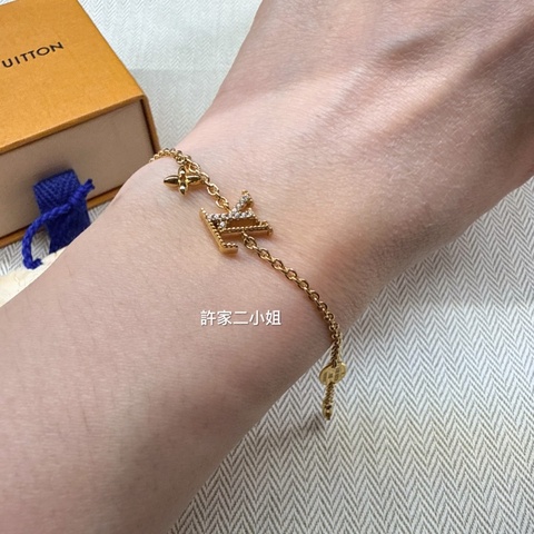 Louis Vuitton 97.98新LV Iconic 手鍊